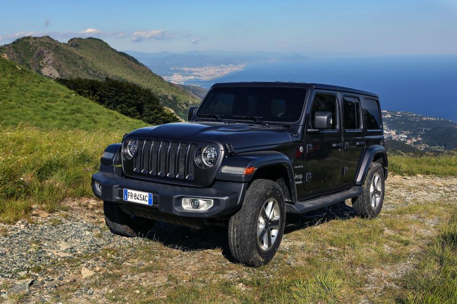  Jeep Wrangler Unlimited Sahara (JL) 2018 года  (WW) (фото 7 из 31)